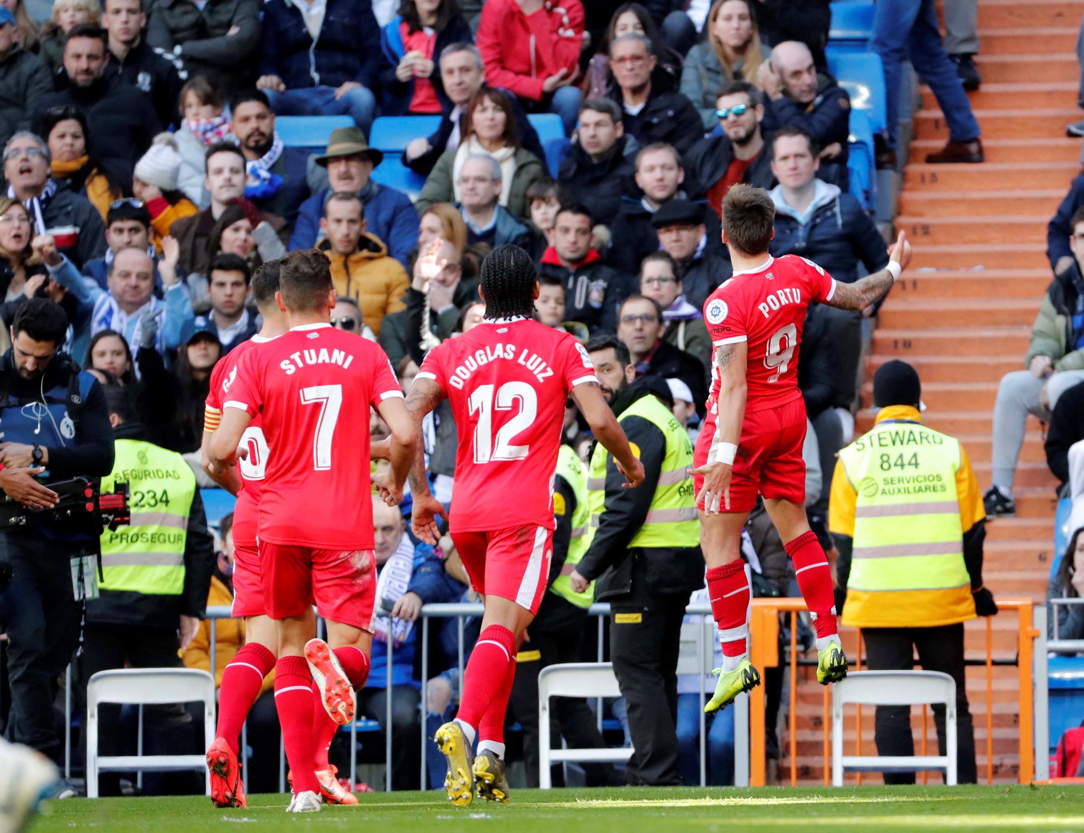 式宣告着 式宣告着