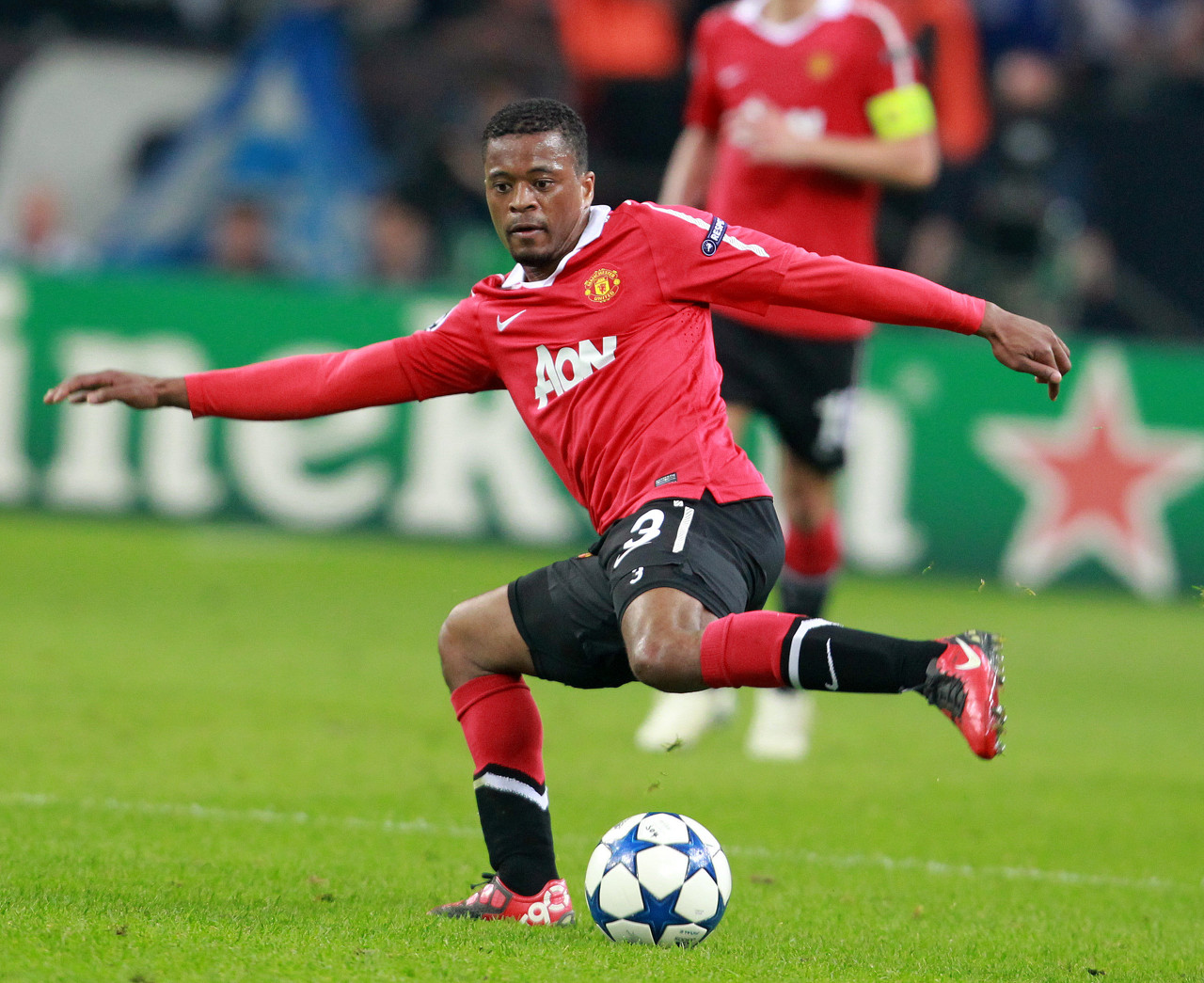 以其出色的 以其出色的